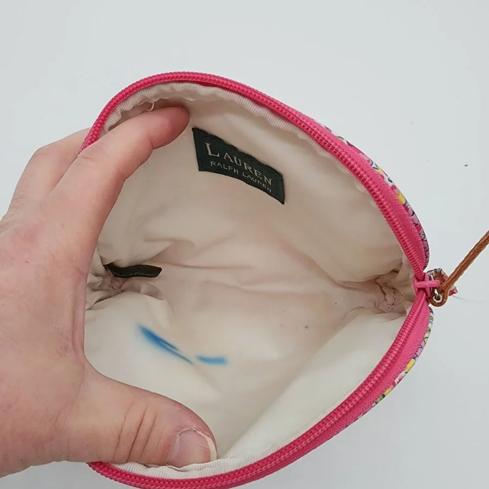 3. Lauren Ralph Lauren make up bag - Picture 3 of 4